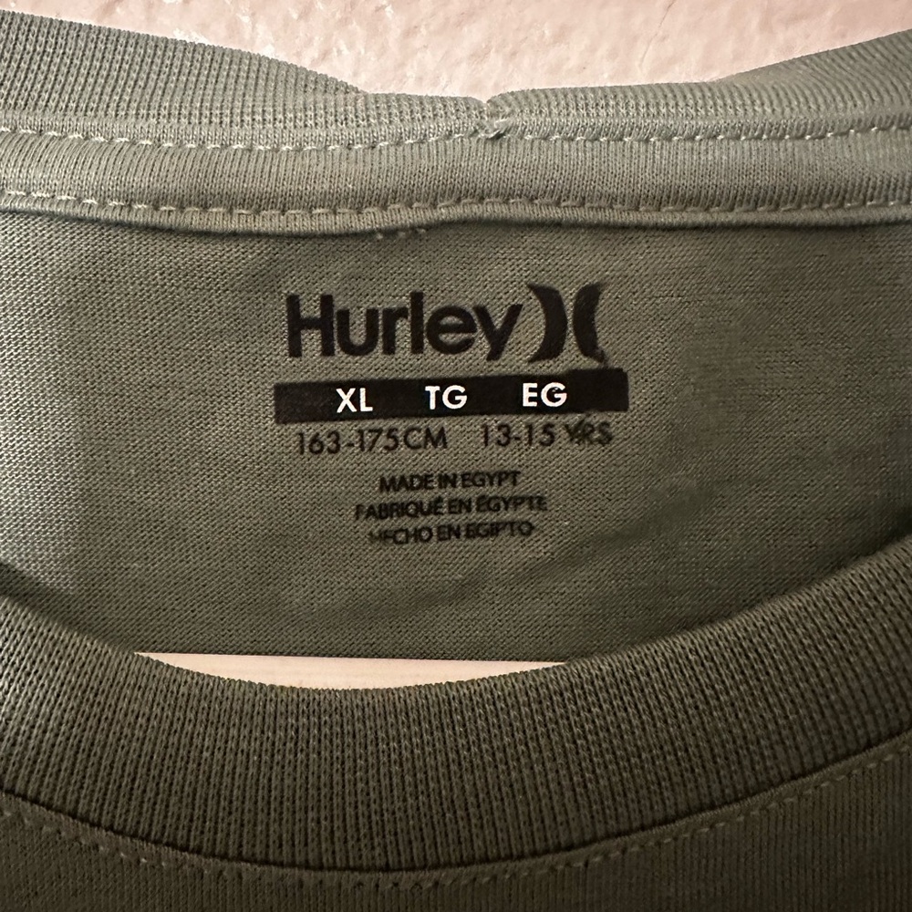 ๐ Hurley
B1 - Picture 6 of 7
